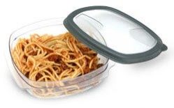 Leftover spaghetti in tupperware